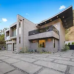 Nichols Canyon
