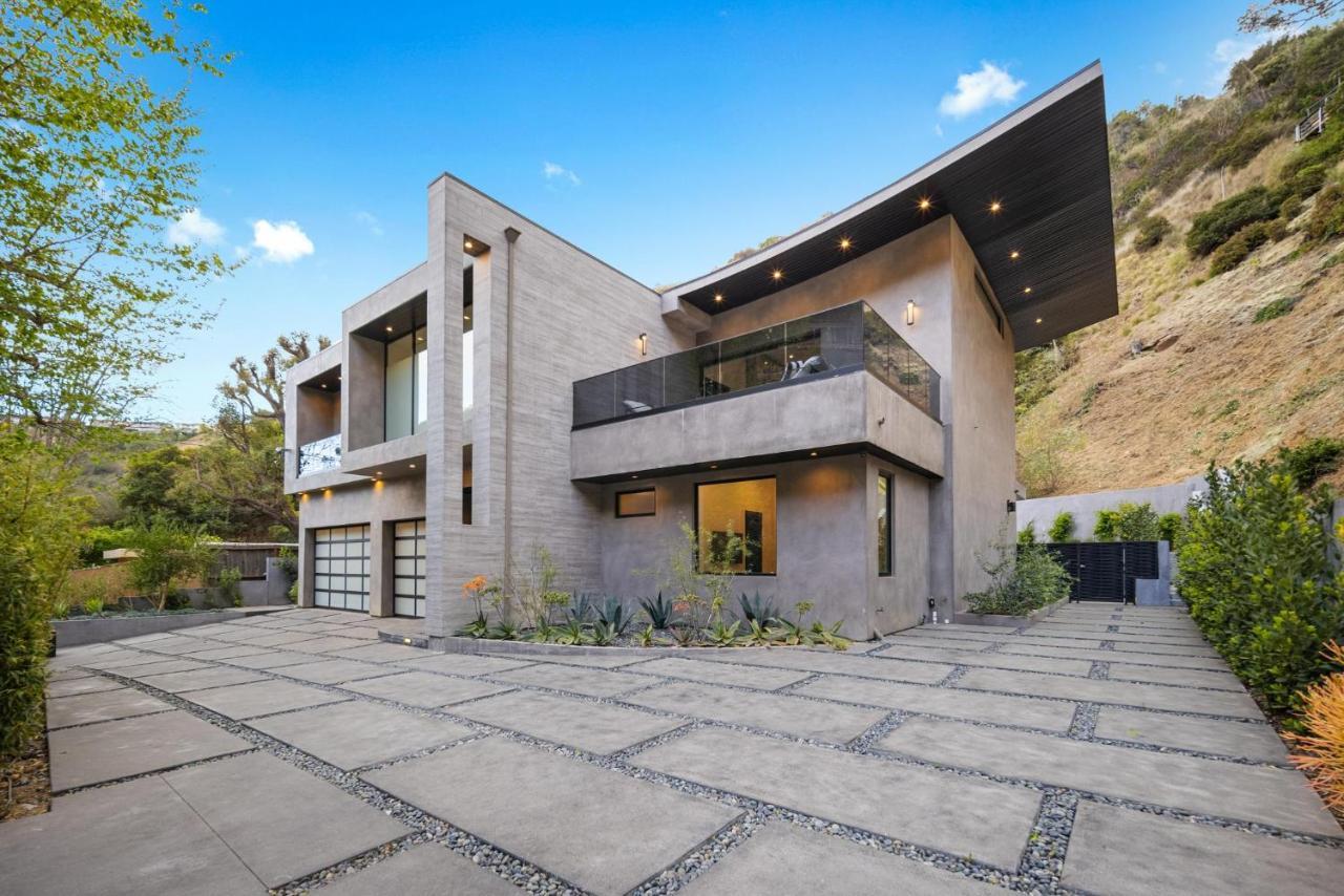 Nichols Canyon Villa *